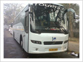 hire deluxe coach 39 seat for visiting agra and jaipur