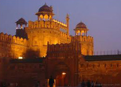 vist red fort in deluxe buses and cabs delhi